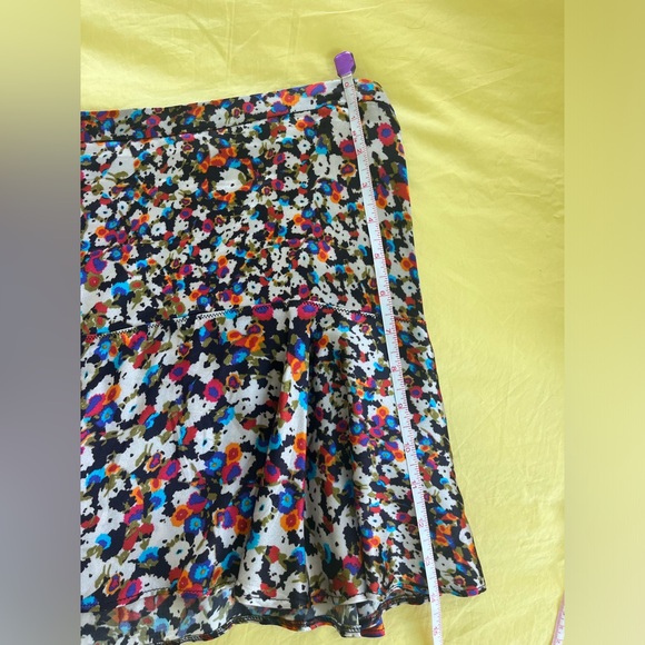 Joseph silk flower print skirt - Picture 3 of 6